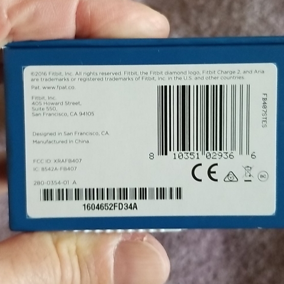 Fitbit Charge 2, Fantastic Shape! - Picture 6 of 8